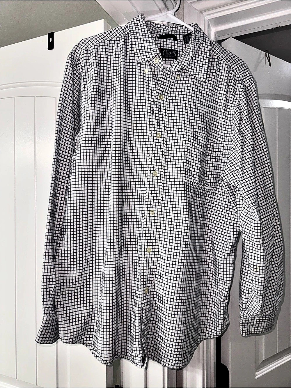 Chaps Men's Checkered Cotton Shirt Size Large Like New